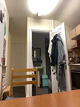 Yourhotboy 42 online show from March 3, 6:50 pm