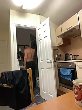 Yourhotboy 42 online show from March 1, 8:31 pm