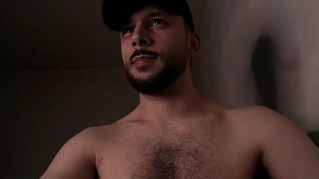 henryaxe online show from April 12, 6:09 pm