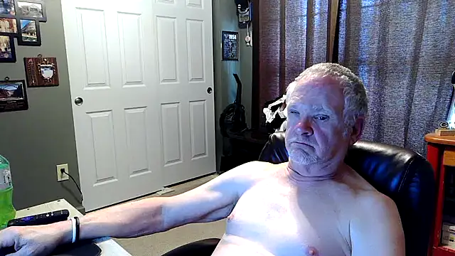 nobledad online show from April 2, 6:38 pm
