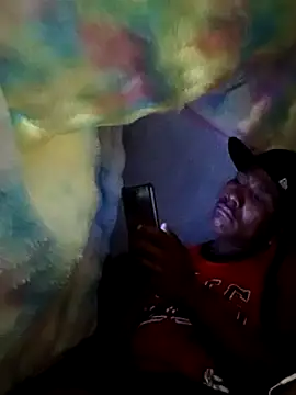 Snapshot of Moreno1813 chatting on February 19, 6:54 pm Moreno1813 online show from February 19, 6:54 pm