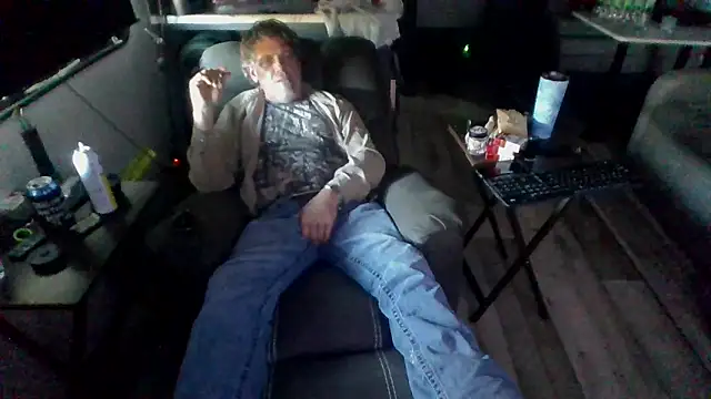 lateniter online show from March 13, 10:27 pm