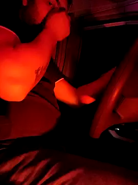 manuelymanuela online show from November 19, 9:58 pm