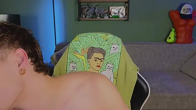 TeddyLiLboy online show from November 6, 6:11 pm