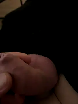 Snapshot of fullfillyourdreams chatting on November 2, 12:04 am fullfillyourdreams online show from November 2, 12:04 am