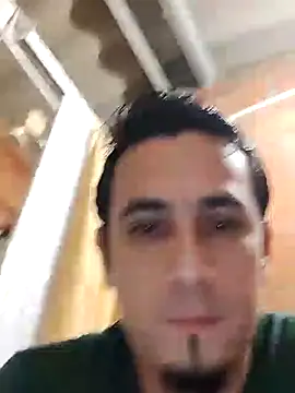 Snapshot of Rejy1992 chatting on December 25, 2:25 am Rejy1992 online show from December 25, 2:25 am