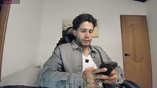 LucianSinclair online show from July 14, 2:16 am
