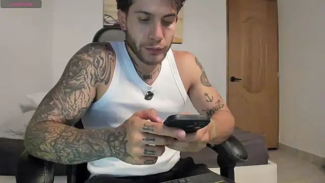 LucianSinclair online show from July 15, 2:29 am