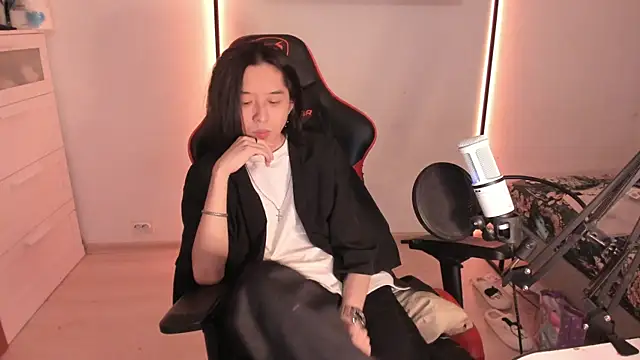 wexlee7 online show from January 8, 12:27 am