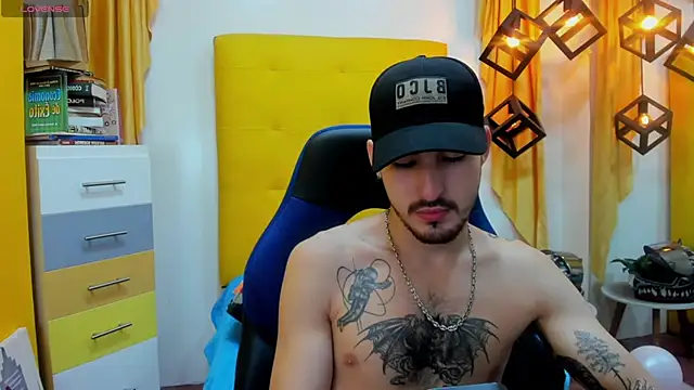 DmitriSanders online show from February 16, 12:54 pm