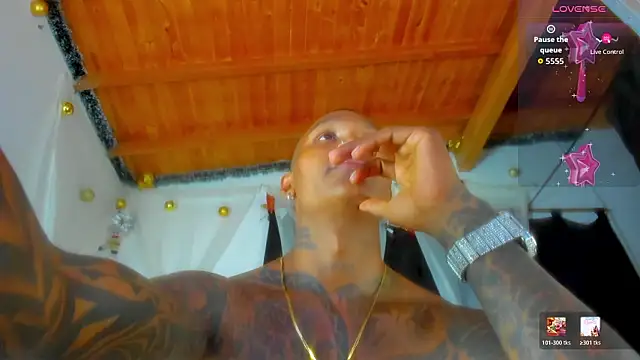 esteveen ortegas  online show from February 20, 11:49 pm