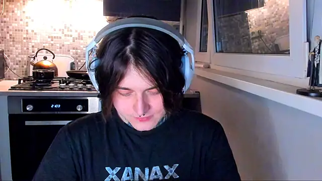  torfin  online show from March 28, 9:48 pm