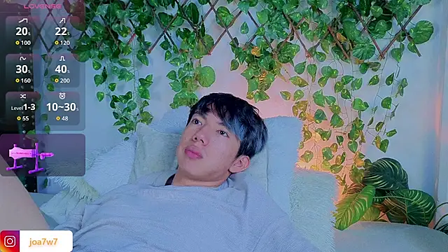 Levii Ackermann online show from December 2, 3:15 pm