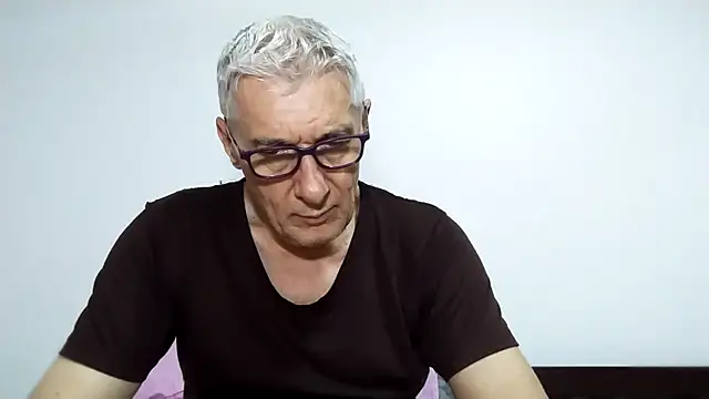 BIGUNCUTHARDCOCK online show from April 20, 12:57 am