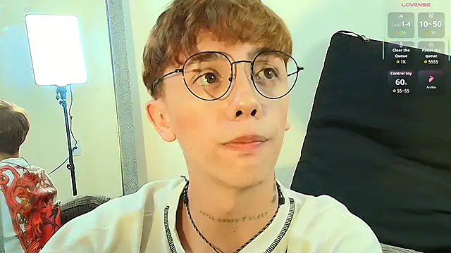 Tomy Rox online show from April 13, 8:42 pm