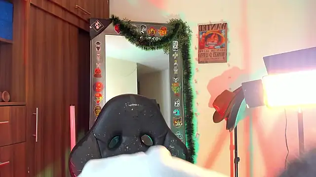 marckalexis online show from February 28, 12:04 pm