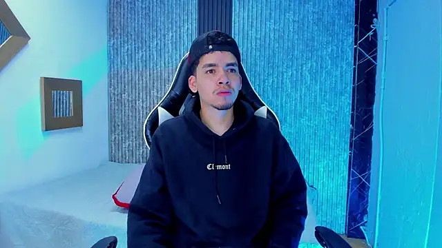 Mike 0233  online show from January 6, 4:49 am