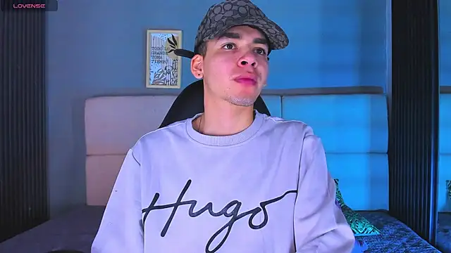 Mike 0233  online show from February 18, 5:09 am