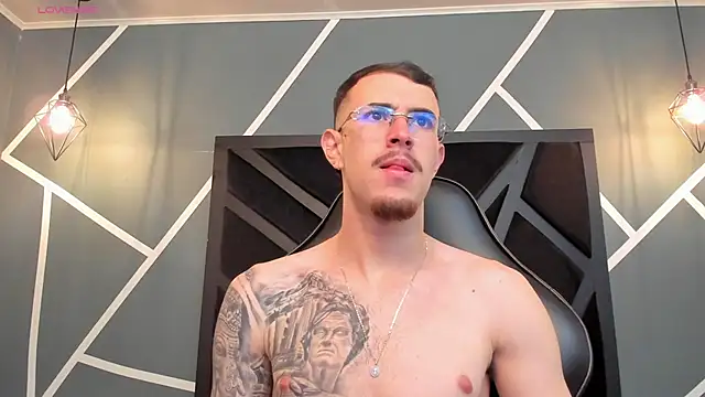 CodyWalkerR online show from September 20, 5:24 pm