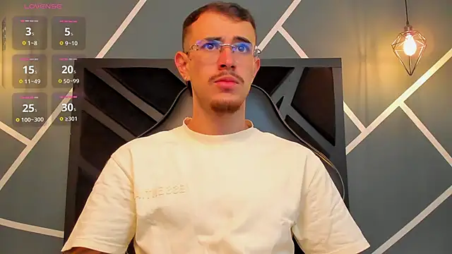 CodyWalkerR online show from September 23, 5:34 pm