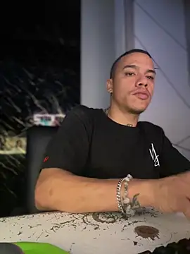 Osiiriis online show from March 12, 6:07 am