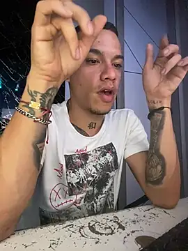 Osiiriis online show from January 20, 11:54 pm