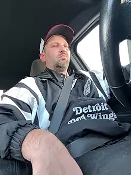 Snapshot of ryand12804 chatting on December 27, 7:57 pm ryand12804 online show from December 27, 7:57 pm