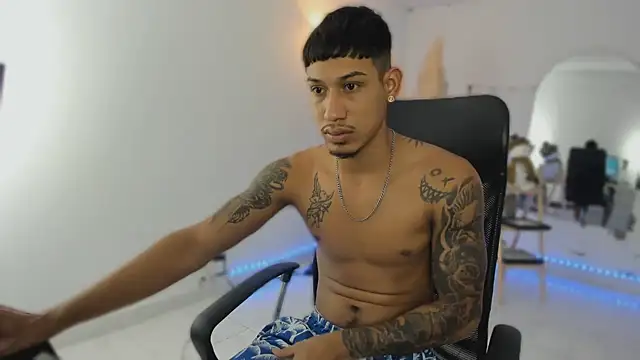 slim master12 online show from December 18, 11:45 pm