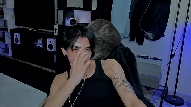 MarkBrowniii online show from March 18, 10:02 pm