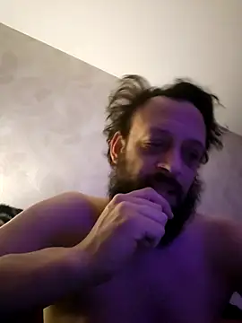 high andlow420 online show from February 22, 11:54 pm