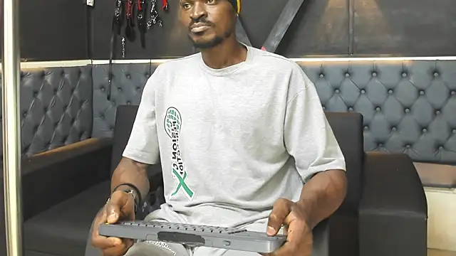 Terrance z online show from November 23, 8:20 pm