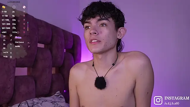 Angelo 018 online show from April 8, 3:07 am