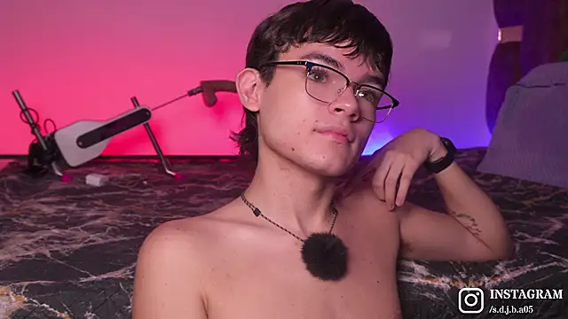 Angelo 018 online show from November 11, 12:32 pm