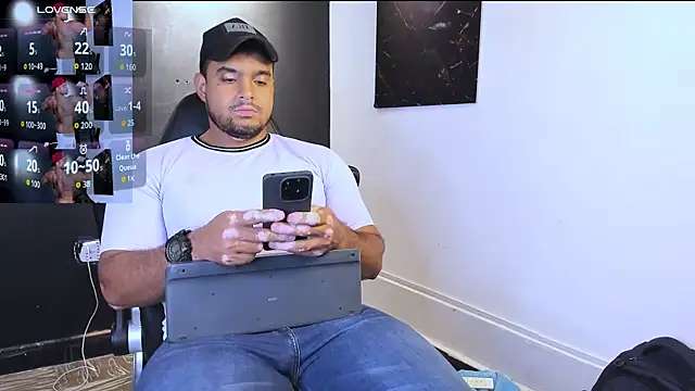 Big furry bear13 online show from April 3, 6:21 am