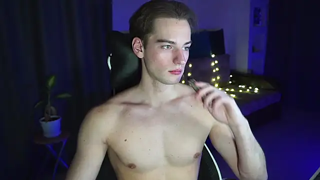 Litmate online show from December 17, 2:19 am