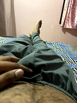 delhiboyz1 online show from September 27, 9:01 pm