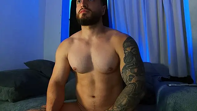 AndrewMartinez online show from July 28, 10:42 pm
