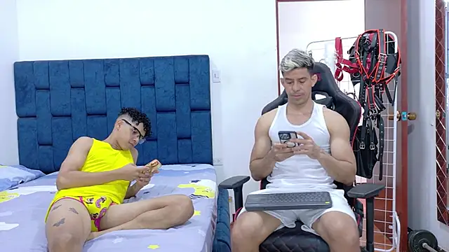 JoseRumbero26 online show from December 20, 6:48 pm