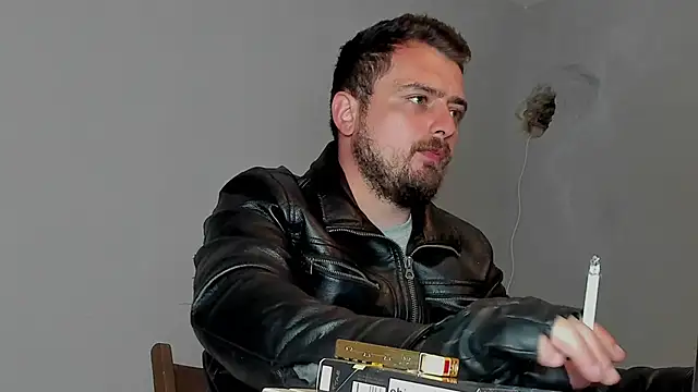 Master Mark Wayne online show from October 25, 7:26 pm