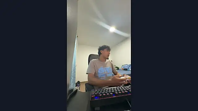 Tyler prince online show from January 17, 8:54 pm