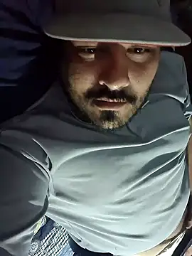 GILBERTHOR92 online show from November 15, 11:34 am