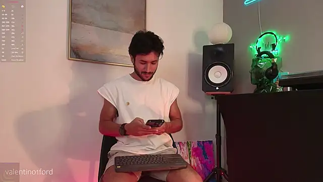 Valentinoford online show from May 19, 10:27 pm