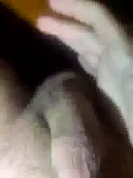 Snapshot of Hairyarabguy chatting on February 1, 2:16 am Hairyarabguy online show from February 1, 2:16 am