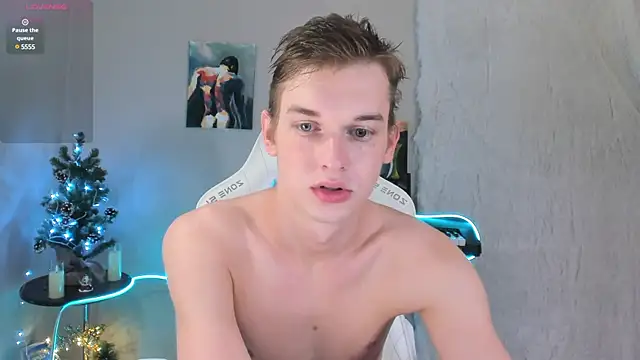 4ever dude online show from December 29, 3:44 am