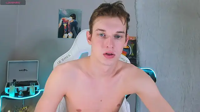 4ever dude online show from March 10, 3:45 am