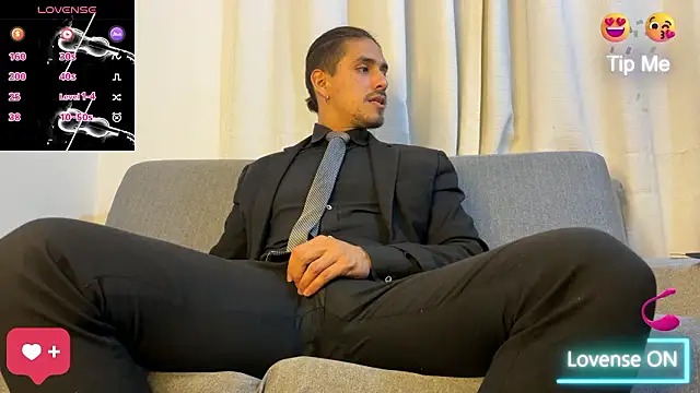 Tom blunt96 online show from February 18, 5:49 am