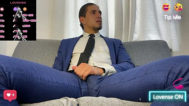 Tom blunt96 online show from February 24, 4:30 pm