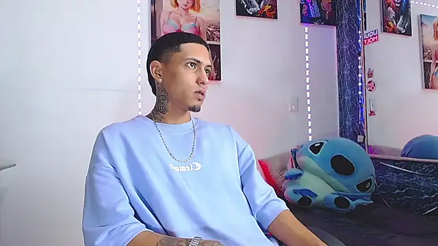 Liam lee online show from November 2, 2:43 pm