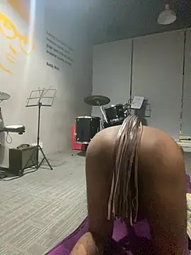 therawnomad online show from February 7, 8:25 pm