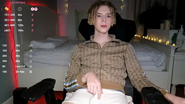 Kudi Minnt online show from April 3, 7:10 pm